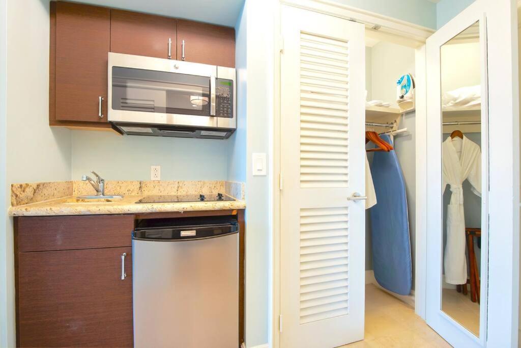 Stunning Studio Apartment Located At The Ritz Carlton-Key Biscayne Маямі Екстер'єр фото
